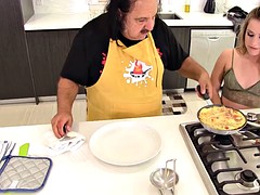 CUMKITCHEN: Omelet You Fuck Ron Jeremy