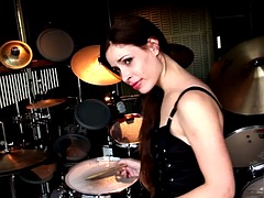 Lesbian Nina strips down to play drums